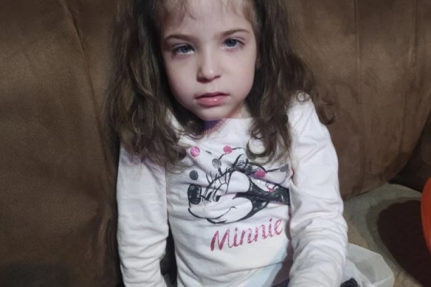 Pomozimo Isidori slanjem 298 na 2407