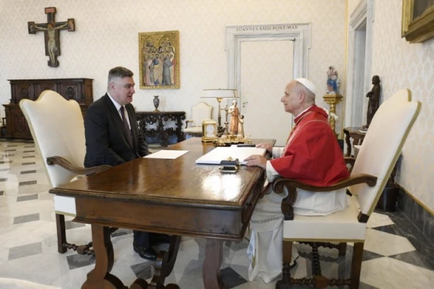 POZIV KOJI BI MOGAO PROMENITI ODNOSE VATIKANA I HRVATSKE: Papa Lav XIV primio Zorana Milanovića