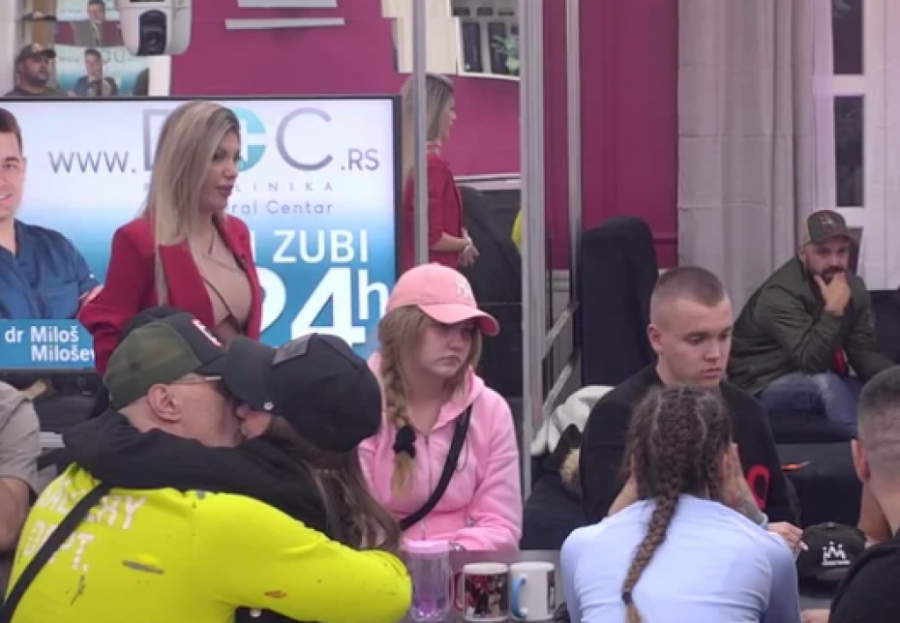 VODITELJKA ZAUSTAVILA PROGRAM I PRENELA LOŠE VESTI ZA LUKU VUJOVIĆA: U Beloj kući nastao muk, on prebledeo u sekundi!