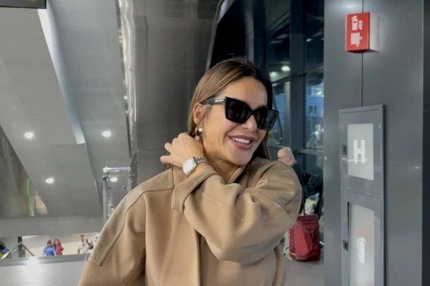 NAŠA PEVAČICA ŠOKIRALA PRIZNANJEM: Živi sa zmijama, a planira da kupi MAGARCA - ovo niste znali o njoj!