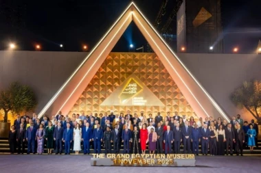 EGIPAT OTVORIO NAJVEĆI MUZEJ NA SVETU: Skoro 100.000 artefakata otkriva tajne prošlosti - Tutankamon u centru pažnje! (VIDEO)