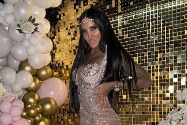 "ASMINA I MAJU BIH POSTAVILA NA MESTO": Poršelina DEMOLIRALA učesnike "Elite" - Minu Vrbaški i Enu Čolić SROZALA do dna! (VIDEO)
