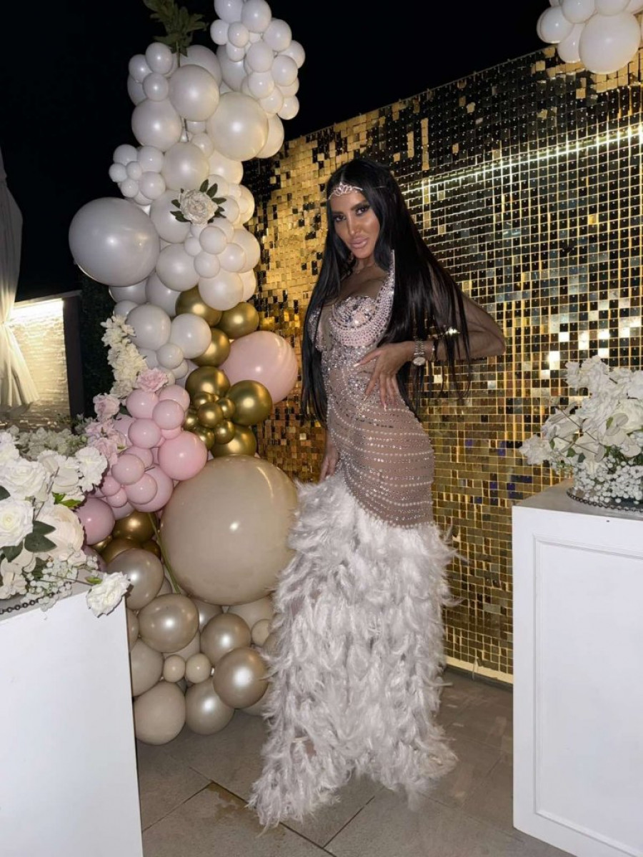 OVA STARLETA ULAZI U "ELITU" PRE KARIĆA: Šok-bomba bivšeg člana produkcije!