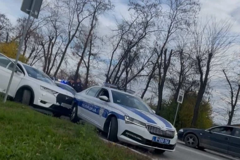 FILMSKA POTERA U SRBIJI: Muškarac bežao od policije - PUCAO NA SLUŽBENA LICA, menjao vozila, ovako je izgleda jurnjava!