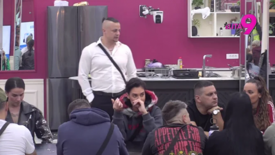 ZA ASMINA POSTOJI SAMO ONA: Durdžić ponovo vinuo Maju u nebesa pred celom kućom - ne može da sakrije svoja osećanja!