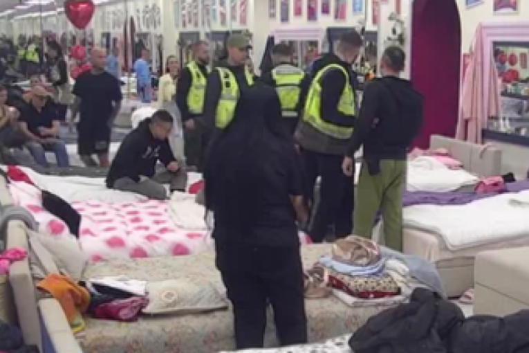 Miki Dudić nasrnuo na Bebicu