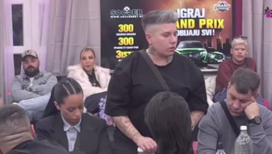 KAKVO PROKLETSTVO PRATI MATORU?! Stravični detalji o njenom ocu obelodanjeni, OVA kletva je stigla! (FOTO)