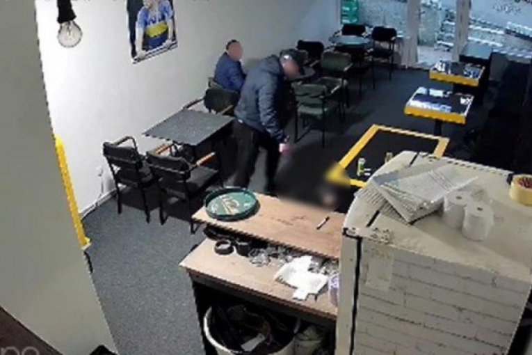 Ustupljene fotografije