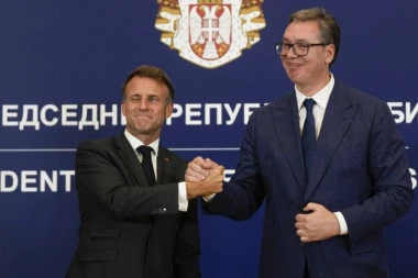 VUČIĆ S MAKRONOM PETI PUT ZA 18 MESECI! Predsednik sledeće sedmice u poseti Francuskoj