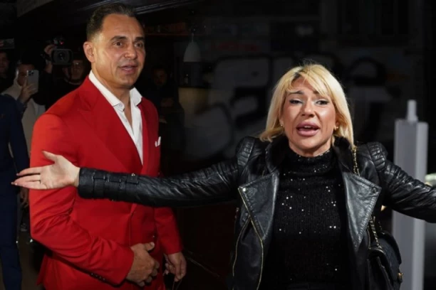 POBESNELI DRAGAN NAPRAVIO DRAMU NA JOVANINOM ROĐENDANU: Zbog drugog muškarca podivljao od ljubomore, voditeljki prekipelo!