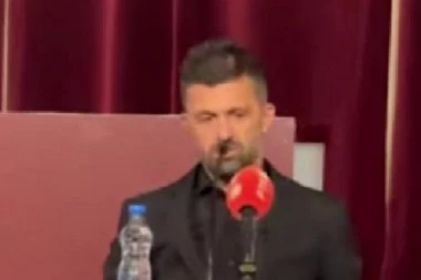 BILI SU NERAZDVOJNI: Sa knedlom u grlu, kum se oprostio od Mladena Žižovića! (VIDEO)