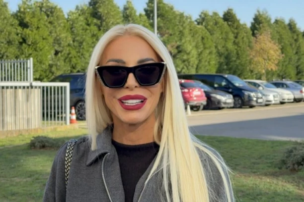 NOVI SNIMAK VODITELJKE PINKA OBELODANJEN: Napustila ZEMLJU, pa sve isplivalo na videlo!