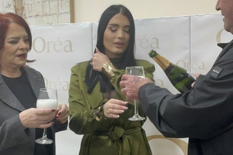 Otvaranje salona Zorane Mićanović