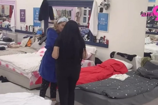 BUDI SIGURNA DA JE TVOJ BIVŠI MUŽ MOJ! Milosava ZAGRMELA na Aneli! Šok na imanju!