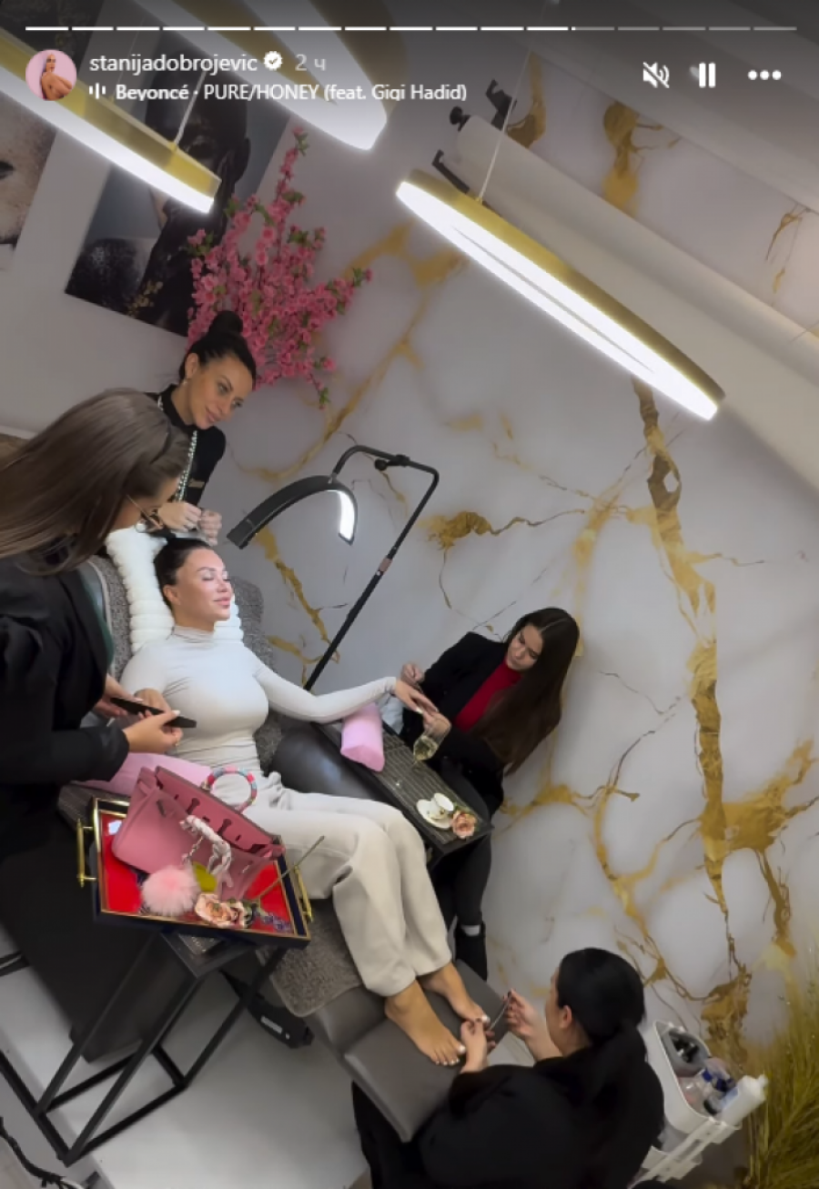 TRETMAN KAO ZA KRALJICU: Stanija potpuno ZABORAVILA na Asmina, uživa za sve pare - čist LUKSUZ! (FOTO)