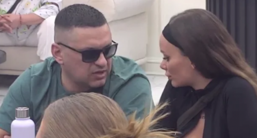 NEZAPAMĆENA DRAMA, TEODORA DELIĆ BACILA VERENIČKI PRSTEN: Bebica napravio lom zbog Filipa Đukića, usledio karambol u programu!