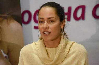 NAJTEŽI DAN U ŽIVOTU ANE IVANOVIĆ: Nikad joj rođendan teže nije pao! (FOTO)