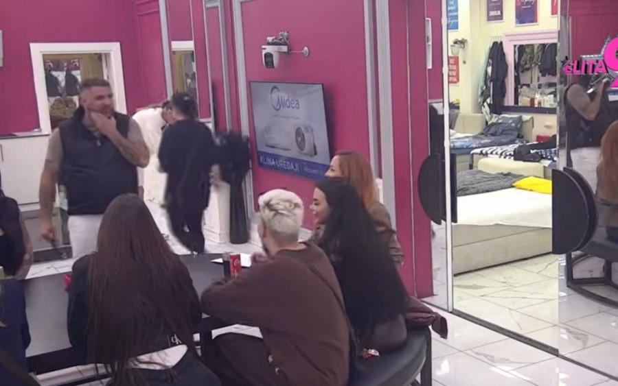 LUKA JE SINONIM ZA BLAMAŽU! Vujović ponovo zažmurio na Anelina poniženja!