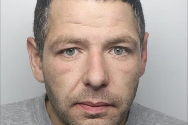 MONSTRUOZNI KRAJ MONSTRUMA: Zloglasni ubica brutalno ubijen u ćeliji