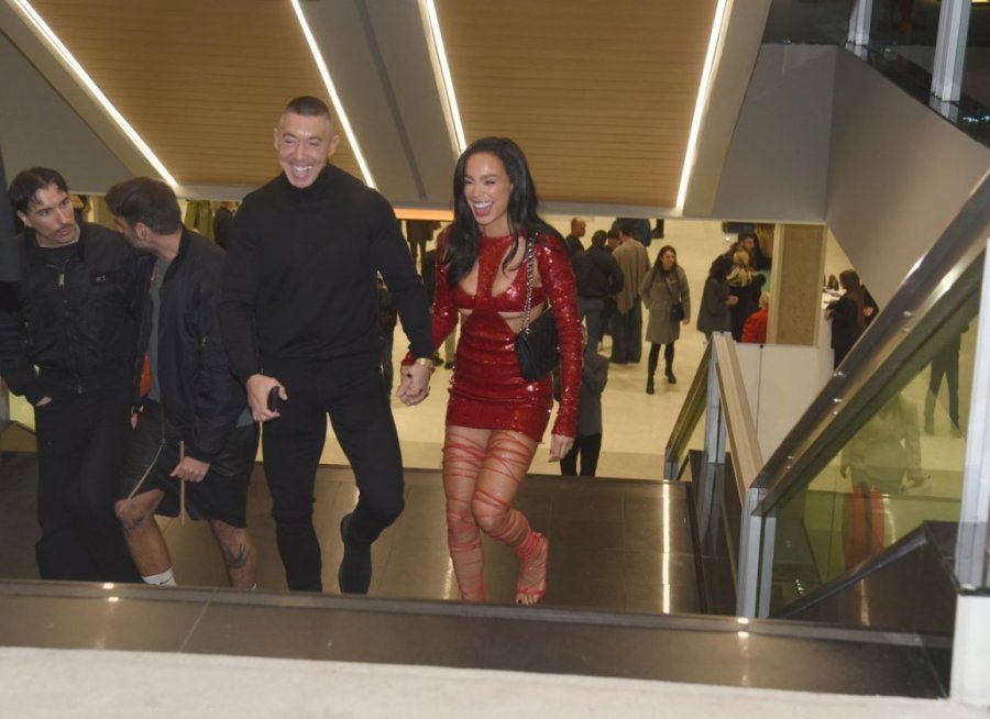 "KOLEGE SU SE ŠLOGIRALE KAD SU ČULE CENU ZA PRIJOVIĆKU" Pevačica osula PALJBU po Aleksandri - NJEN HAJP JE PROŠAO! (VIDEO)