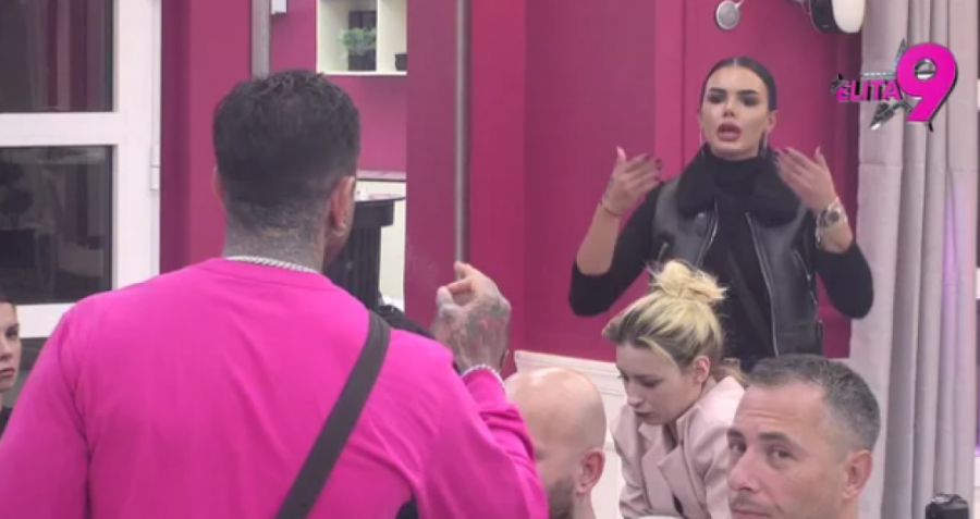 STRAVIČNE VESTI ZA ANITU STANOJLOVIĆ, HITNO ZAUSTAVLJEN PROGRAM ZBOG DRAME: Filip Đukić obrisao patos njom, ukućani prebledeli od šoka!