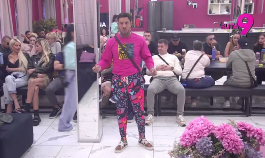 STRAVIČNE VESTI ZA ANITU STANOJLOVIĆ, HITNO ZAUSTAVLJEN PROGRAM ZBOG DRAME: Filip Đukić obrisao patos njom, ukućani prebledeli od šoka!