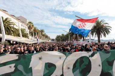 "DRŽAVA MORA ODMAH DA REAGUJE": Zaštitnica građana šokirana veličanjem USTAŠTVA na ulicama Hrvatske, ovu poruku čuće svi!