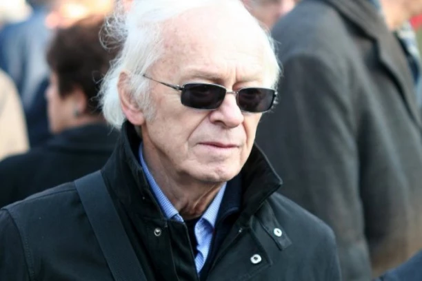 VOLEO JE 48 GODINA MLAĐU GLUMICU, ZBOG NASLEDSTVA SE PRIČALO DA MU JE ĆERKA: Godinama nakon smrti Nikole Simića obelodanjena TAJNA!