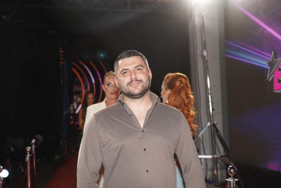 ASMINOV OTAC UNAKAZIO STANIJU! Bivši svekar starlete progovorio i o AGRESIJI svog sina! (VIDEO)