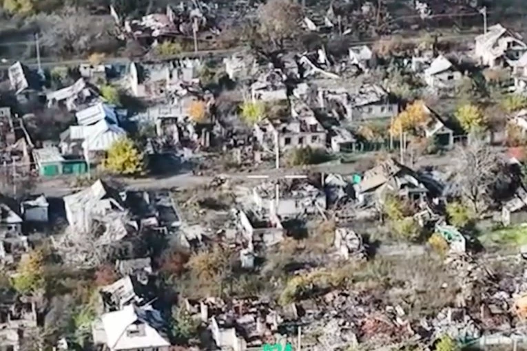 RUSI STALI POD POKROVSKOM: Izgubili 30.000 vojnika, ali ne odustaju - Ukrajinci spremili plan B i C! (VIDEO)