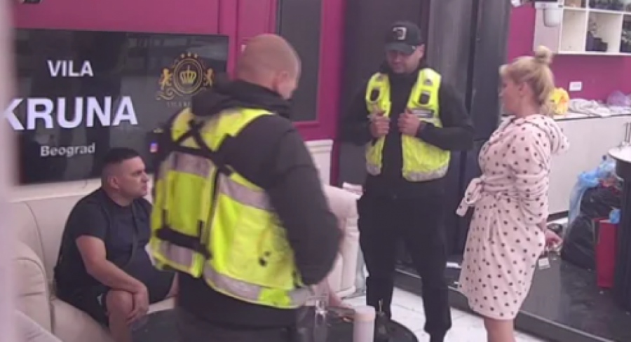 BRUTALNA MAKLJAŽA U ELITI, PREKINUT PROGRAM! Obezbeđenje HITNO zaustavilo TUČU u Beloj kući!