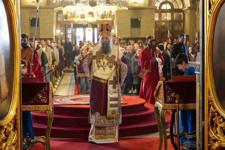 "BOG SVIMA DAJE OPTIMALNO, PA I VIŠE NEGO ŠTO TREBA": Patrijarh Porfirije poručio da put ka Carstvu Božjem ne vodi kroz bogatstvo, već kroz pokajanje
