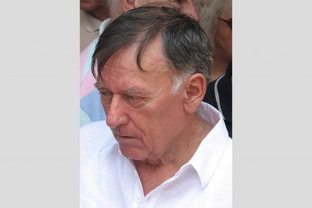 KRALJ SE RAZVEO, PA ZAVRŠIO KOD KOLEGA U STANU! Upoznao balerinu koja mu je PROMENILA život - tri puta je prosio!