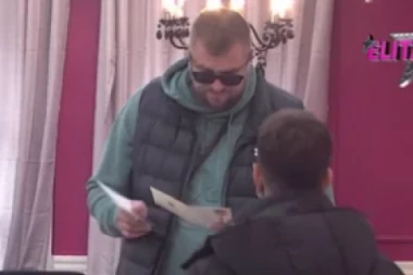 JANJUŠ SE SKAMENIO OD ŠOKA: Dobio pismo od ĆERKE Krune, saznao šta se dešava napolju! (FOTO)