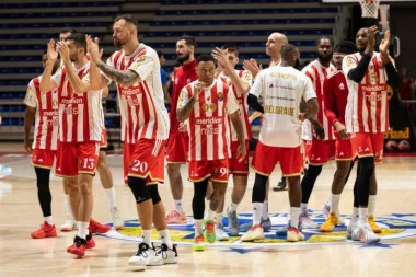 LUDA ZAVRŠNICA U LJUBLJANI: Zvezda poklekla, pa upisala treći poraz u Aba ligi!