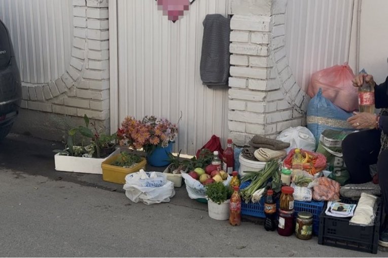 Kuća Verice Šerifović na dan Rajkove sahrane