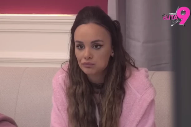 MISLILI STE DA ZNATE SVE O TEODORI DELIĆ - ČEKAJTE DA VIDITE OVO! Poznati muškarac OBJAVIO INTIMNI SNIMAK, SCENE SAMO ZA PUNOLETNE! (FOTO)