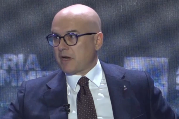 "ZA NAS JE SRPSKO ZAJEDNIŠTVO NEŠTO ŠTO JE NASUŠNO POTREBNO"! Vučević o izmišljenoj svađi sa Dodikom!