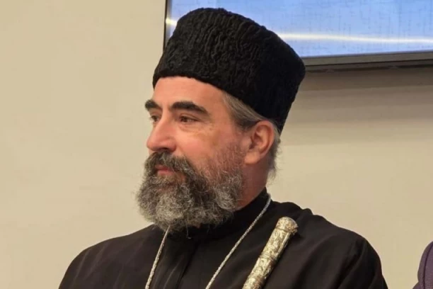 “NAROD SVE VIDI, ZNA I OSEĆA - ON JE SUD BOŽIJI”: Odjeknula poruka mitropolita Metodija o istinskim junacima