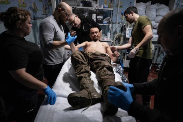 SMRT KOJA PUCKETA ISPOD KOŽE! Opaka bolest zavladala u Ukrajini - lekari u čudu: Ovo niko živi nije video! (VIDEO)