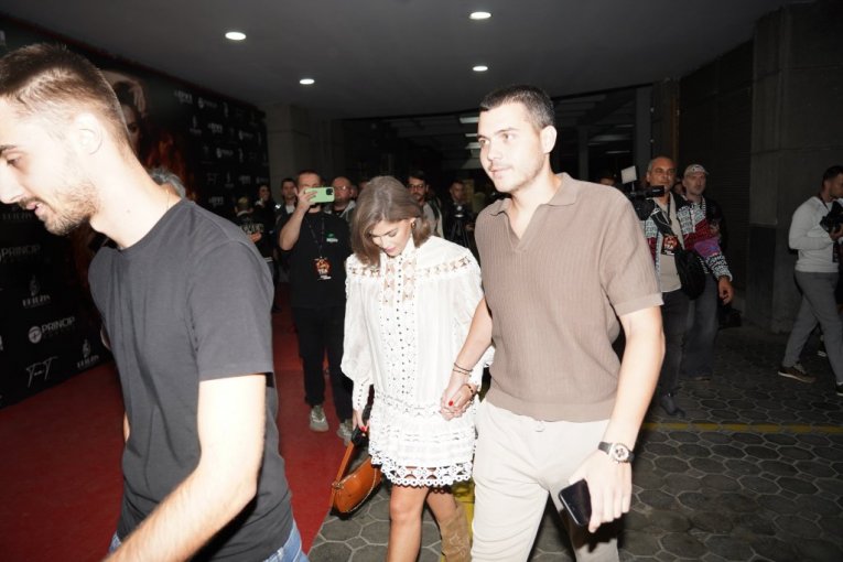 Viktor je raskinuo sa Sofijom