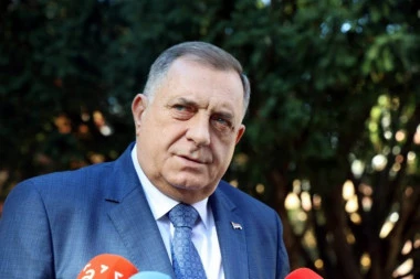 "KO NIJE ZA NAS, ON JE ZA ŠMITA I MUSLIMANSKU ČARŠIJU!" Dodik poslao jasnu poruku iz Dervente