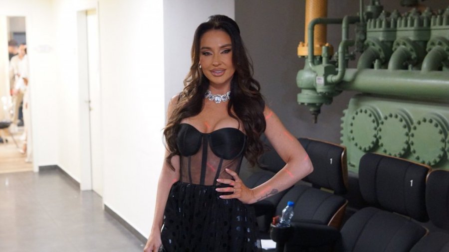 OPEKLA SAM SE I NE ŽELIM NIKOME DA SE PRAVDAM! Kaću živković OVA GREŠKA IZ PROŠLOSTI koštala svega, OD TADA KRIJE SVOJU PORODICU!