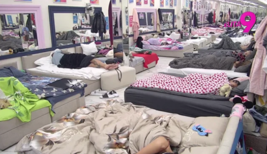 HITNA ODLUKA PRODUKCIJE - SAOPŠTENA KONAČNA ODLUKA! Oni napuštaju rijaliti bez honorara!