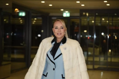 LEPA BRENA PONIŽENA U PROGRAMU UŽIVO: Koleginica nije štedela reči (VIDEO)