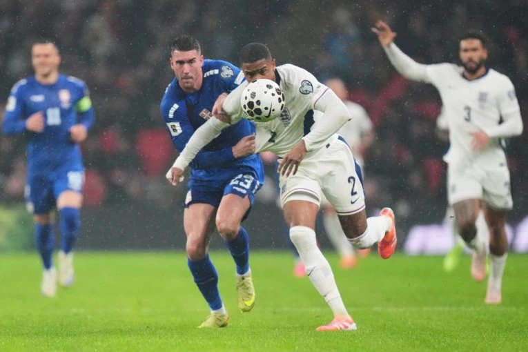 ENGLESKA - SRBIJA: Domaćin ubedljiv i u nastavku, Paunu hitno treba "iks" faktor!