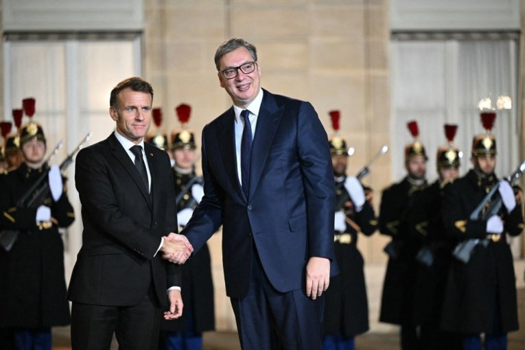 Svečani doček za predsednika Vučića u Parizu