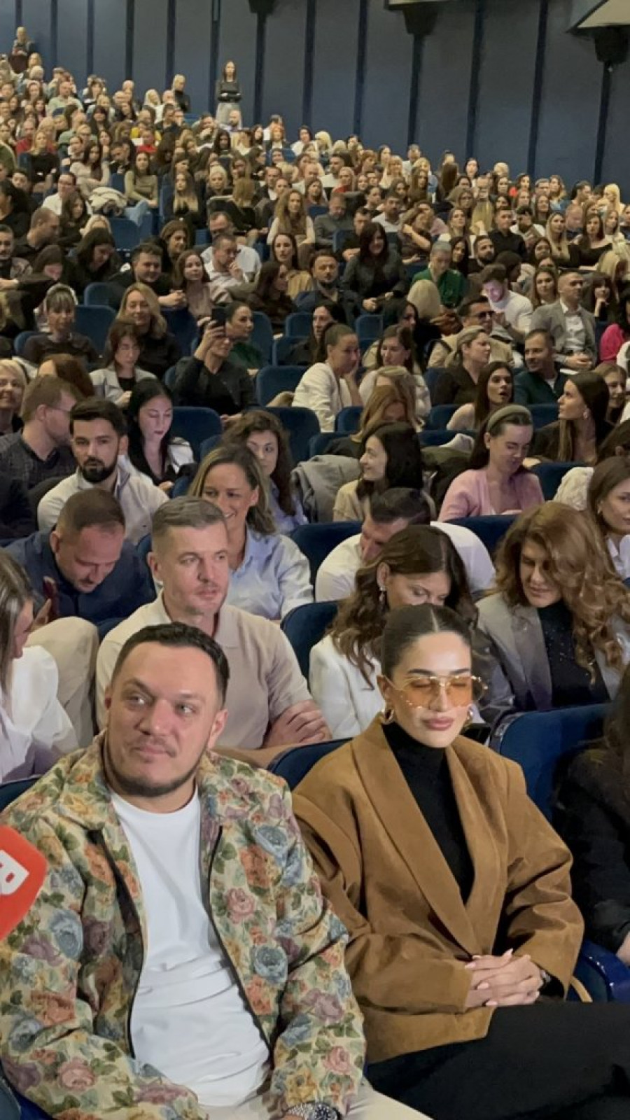 ANĐELA I GASTOZ PONOVO U BEOGRADU! Evo gde smo uhvatili Đuričićevu i Marinkovića!