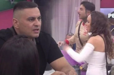 OVO SMO SVI ČEKALI DA VIDIMO, GORE DRUŠTVENE MREŽE! Filip Đukić OKRENUO NOVI LIST nakon skandala sa Teodorom i Bebicom! FANOVI U TRANSU! (FOTO)