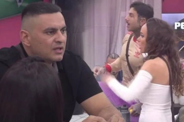 TEODORINI RODITELJI ĆE GA NOSITI NA DUŠI: Potresna scena u "Eliti", Bebica u sve GOREM IZDANJU - ispustio poslednji VAPAJ za pomirenjem!